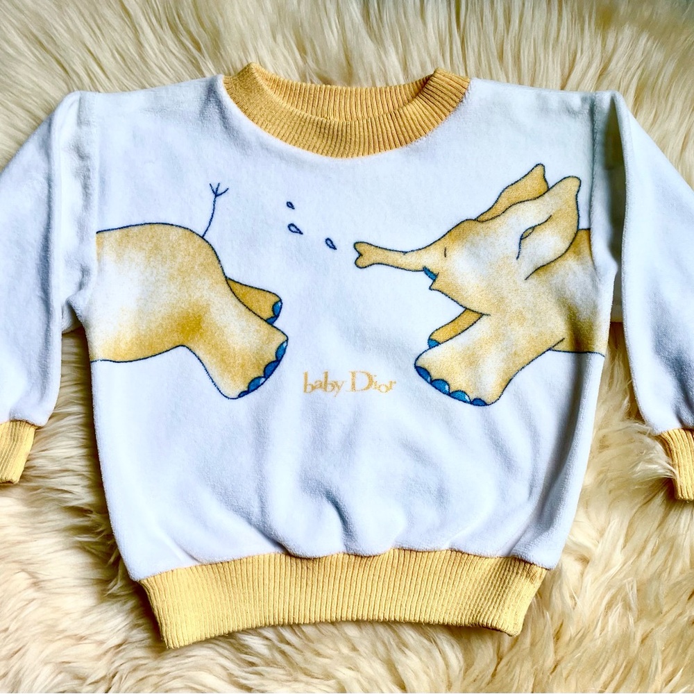 💛 Vintage BABY DIOR. Velvet Elephant Top. Size 2T. Very good condition.